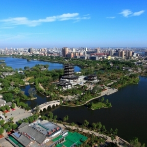 大明湖和西湖的差距在哪